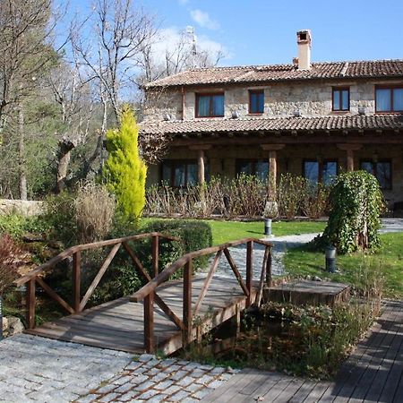 Posada Fuenteplateada Collado Hermoso Bagian luar foto